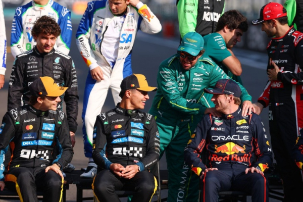 Сезон Формулы-1 2025 года: ключевые моменты борьбы Ландо Норриса, Макса Ферстаппена и Оскара Пиастри Сезон Формулы-1 2025 года: ключевые моменты борьбы Ландо Норриса, Макса Ферстаппена и Оскара Пиастри