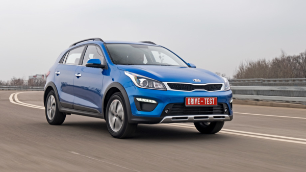 Сверяем клиренс обновлённого хэтчбека Kia Rio X-Line со&nbsp;старым