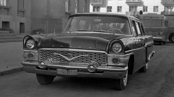 ТОП-3 советских автомобилей для коллекционеров ТОП-3 советских автомобилей для коллекционеров