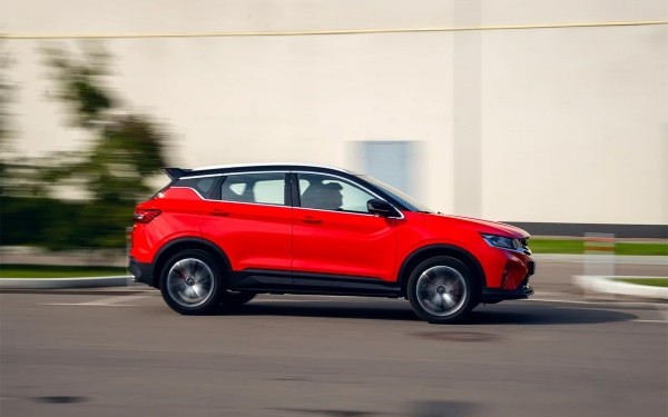 Перемена слагаемых. Тест-драйв Geely Coolray и Skoda Karoq
Перемена слагаемых. Тест-драйв Geely Coolray и Skoda Karoq