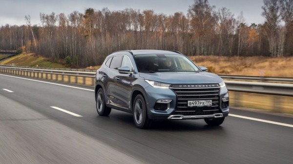 Зажигание автоматически обнуляться: первый тест-драйв Chery Cheryexeed TXL Зажигание автоматически обнуляться: первый тест-драйв Chery Cheryexeed TXL