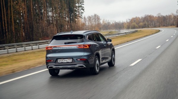 Зажигание автоматически обнуляться: первый тест-драйв Chery Cheryexeed TXL Зажигание автоматически обнуляться: первый тест-драйв Chery Cheryexeed TXL