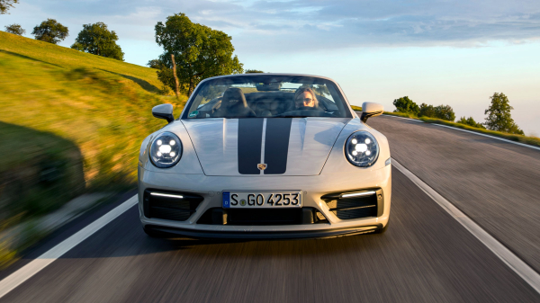 Получаем Porsche 992 c «механикой» в виде 911-го GTS Получаем Porsche 992 c «механикой» в виде 911-го GTS