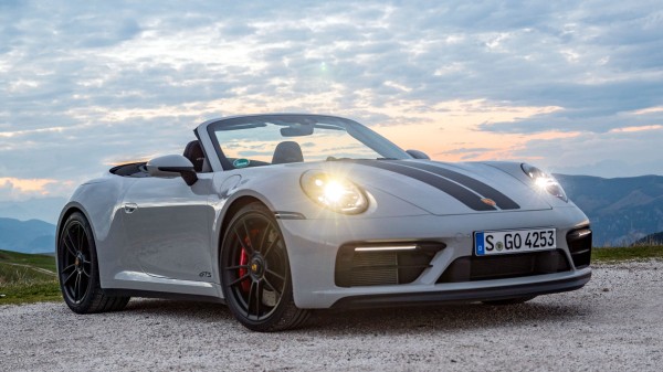 Получаем Porsche 992 c «механикой» в виде 911-го GTS Получаем Porsche 992 c «механикой» в виде 911-го GTS