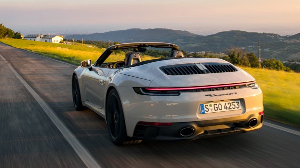 Получаем Porsche 992 c «механикой» в виде 911-го GTS Получаем Porsche 992 c «механикой» в виде 911-го GTS
