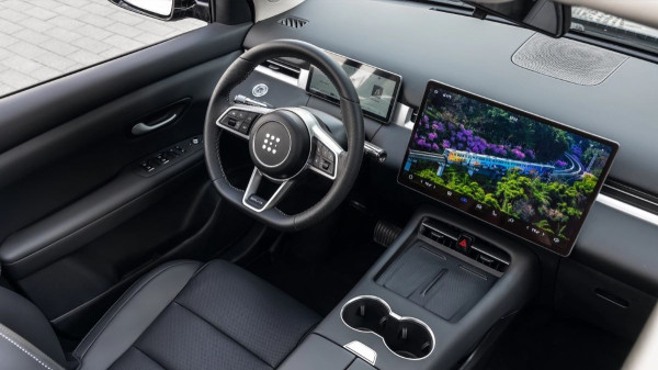 Гибридный кроссовер Evolute i-Space: скоро с полным приводом