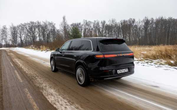 
            Здравствуйте, царь! Первый тест флагманского кроссовера Voyah Taishan
        