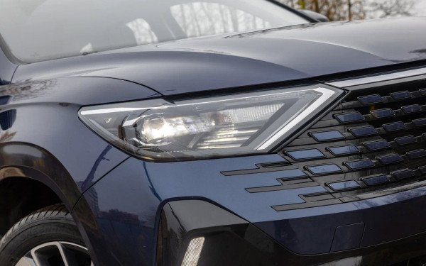 
            Одинаково разные. Мы сравнили Geely Okavango и Jetta VS7
        