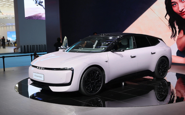 
            Прорыв, провал, надежда, мечта. Читатели Autonews выбрали автомобили года
        