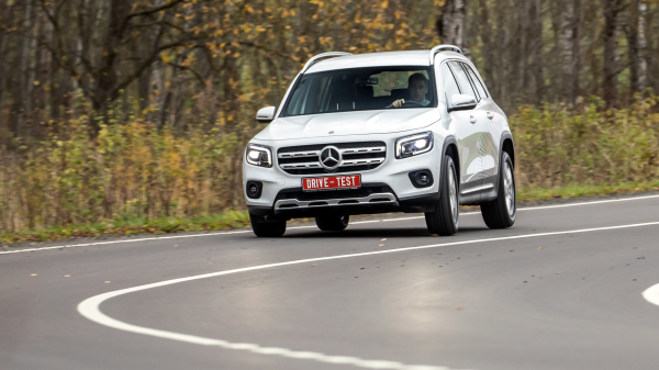 Ранжируем кроссоверы Mercedes-Benz GLA и GLB 250 4matic