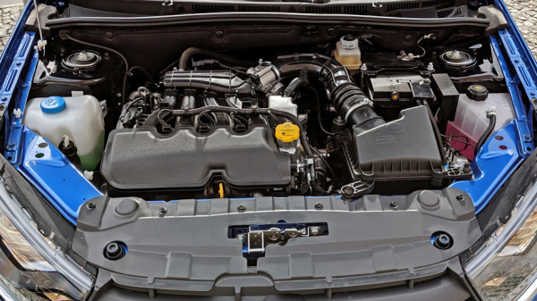 Пытаемся водить активно седан Lada Granta Drive Active