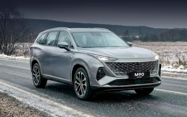 
            Что купить в России в январе. Мы нашли 11 любопытных автоновинок
        