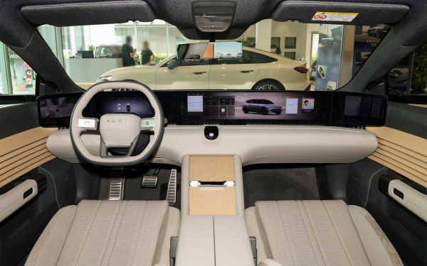 
            Новый AUDI без колец появился в России. Мы узнали цену и характеристики
        