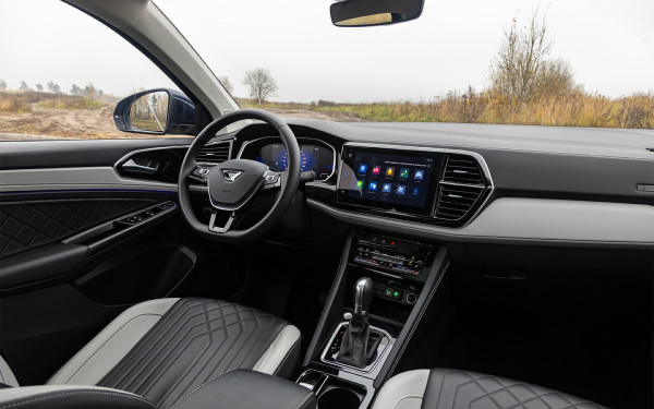 
            Одинаково разные. Мы сравнили Geely Okavango и Jetta VS7
        