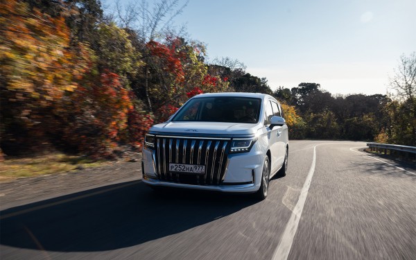 Хочет быть премиальнее. Тест китайского вэна JAC RF8 российской сборки
Хочет быть премиальнее. Тест китайского вэна JAC RF8 российской сборки