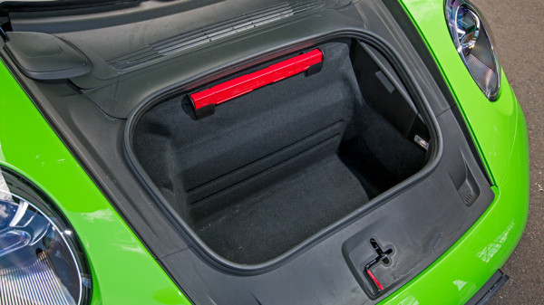 Отходим от&nbsp;формата ради купе Porsche 911 Carrera S серии 992