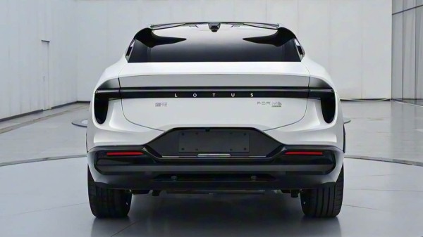 Электромобиль Lotus Eletre превратится в гибрид For Me Электромобиль Lotus Eletre превратится в гибрид For Me
