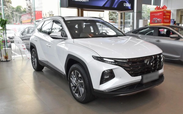 
            Самые дешевые некитайские кроссоверы в России. Топ-9 классных вариантов
        