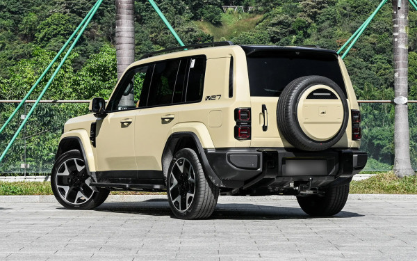 
            Что ты такое, iCaur V27? Первое знакомство с гибридным SUV новой марки
        