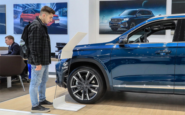 Ключевую ставку снизили до 16%. Как это повлияет на кредиты и цены машин
Ключевую ставку снизили до 16%. Как это повлияет на кредиты и цены машин