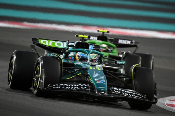 Оценки за Гран-при Абу-Даби Ф-1 2025: победа Ферстаппена, подиум Пиастри и Норриса, успех Леклера Оценки за Гран-при Абу-Даби Ф-1 2025: победа Ферстаппена, подиум Пиастри и Норриса, успех Леклера