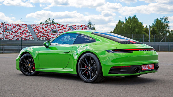 Отходим от&nbsp;формата ради купе Porsche 911 Carrera S серии 992