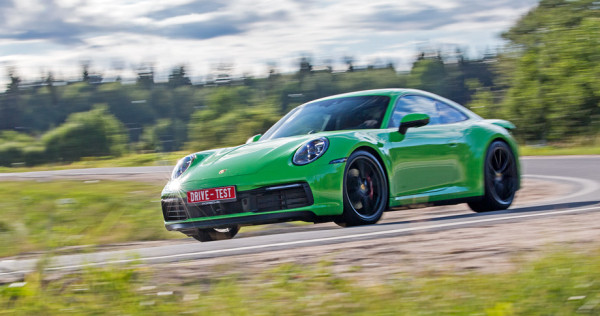 Отходим от&nbsp;формата ради купе Porsche 911 Carrera S серии 992