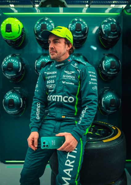 Тест нового телефона Realme GT 8 Pro Dream Edition в сотрудничестве с Aston Martin &mdash; характеристики, фото, впечатления, цена