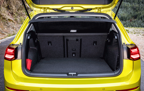 Утыкаемся в техноглянец хэтчбека Volkswagen Golf VIII Утыкаемся в техноглянец хэтчбека Volkswagen Golf VIII