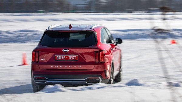 Определяем наименее конфликтный вариант Kia Sorento Определяем наименее конфликтный вариант Kia Sorento