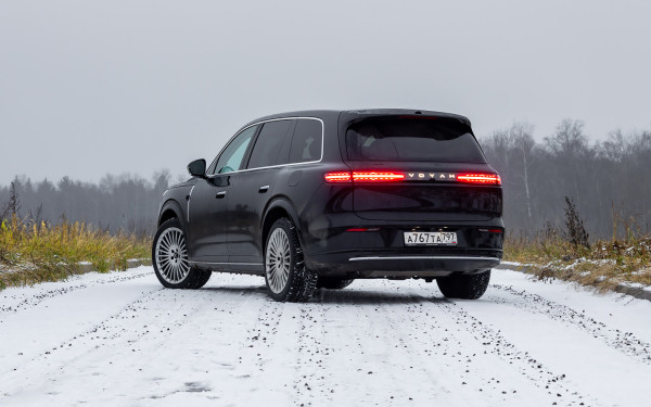 
            Здравствуйте, царь! Первый тест флагманского кроссовера Voyah Taishan
        