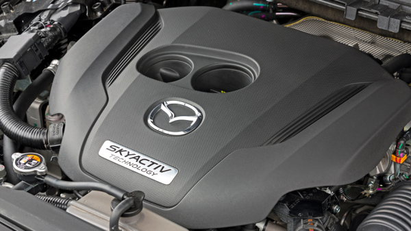 Измеряем глубину промежуточных доработок кроссовера Mazda CX-9