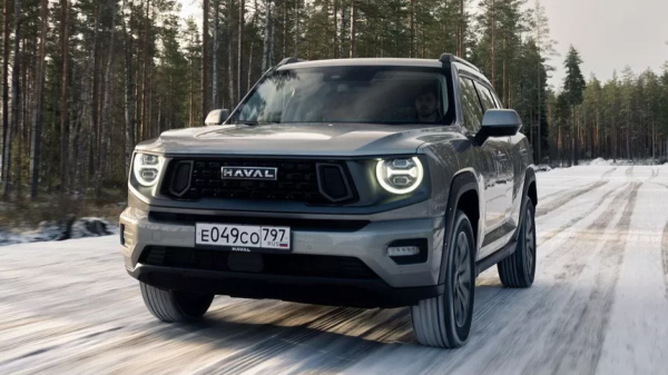 Российский кросовер Haval H7 стал мощнее и дороже