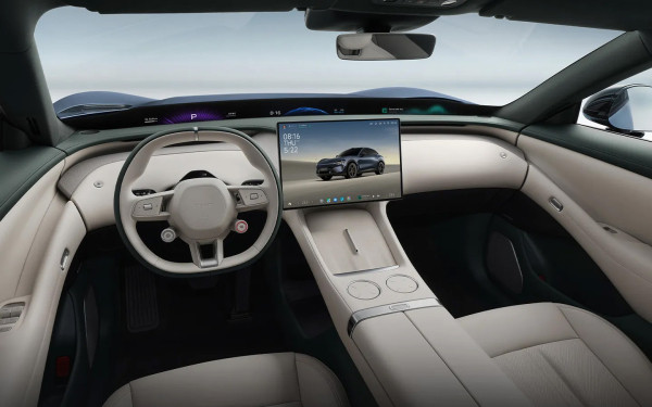 
            15 любопытных новинок на российском рынке в 2025 году. Не только из Китая
        