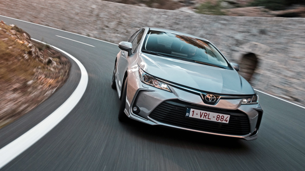 Отмечаем умеренность прогресса в&nbsp;седане Toyota Corolla