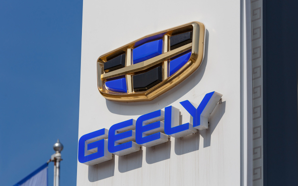 Новые модели, изменения авторынка и ужесточения властей . Итоги недели
Новые модели, изменения авторынка и ужесточения властей . Итоги недели