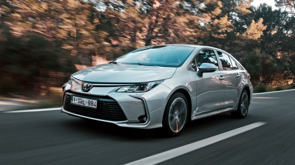 Отмечаем умеренность прогресса в&nbsp;седане Toyota Corolla