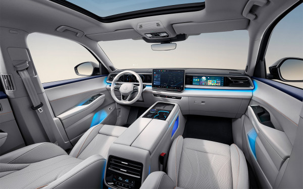 
            15 любопытных новинок на российском рынке в 2025 году. Не только из Китая
        