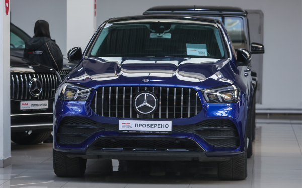 
            Продажи Mercedes-Benz в России выросли в полтора раза. Популярные модели
        