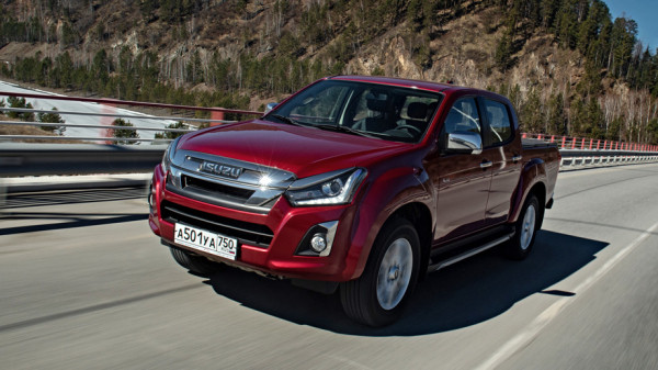 Не даём скучать обновлённому пикапу Isuzu D-Max c мотором 3.0