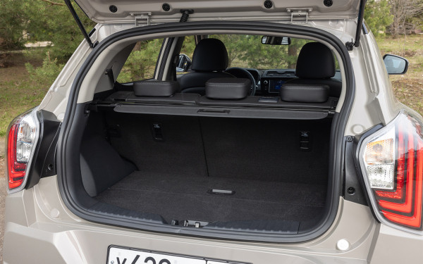 
            Старые песни. Мы поездили на корейском кроссовере KGM Tivoli
        