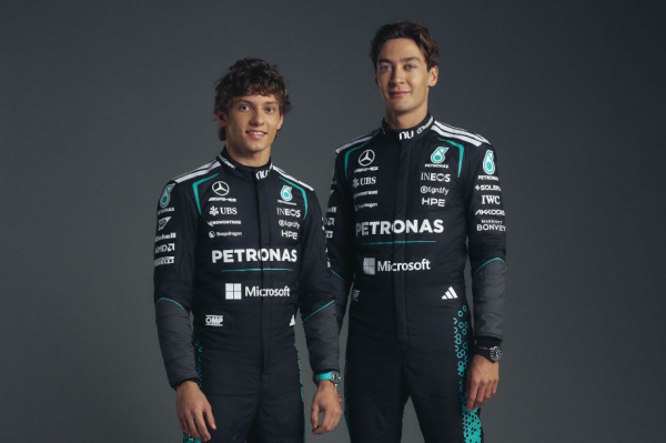 Команда Мерседес представила болид Формулы-1 для сезона 2026 года