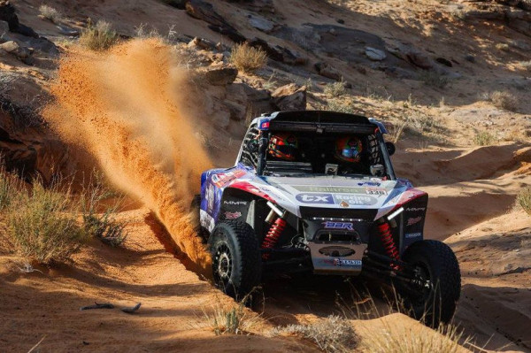 Седьмой этап ралли Дакар 2026: проблемы Латегана, успех Ременника, Сандерс впереди Брабека