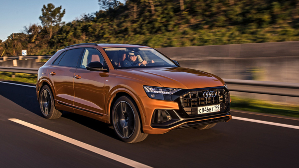 Мечтаем о&nbsp;дизеле за&nbsp;рулём кроссовера Audi&nbsp;Q8&nbsp;55 TFSI