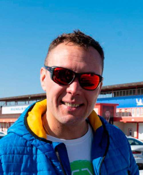 
            В России снова блокируют автомобили Porsche. При чем тут &laquo;глушилки&raquo;
        