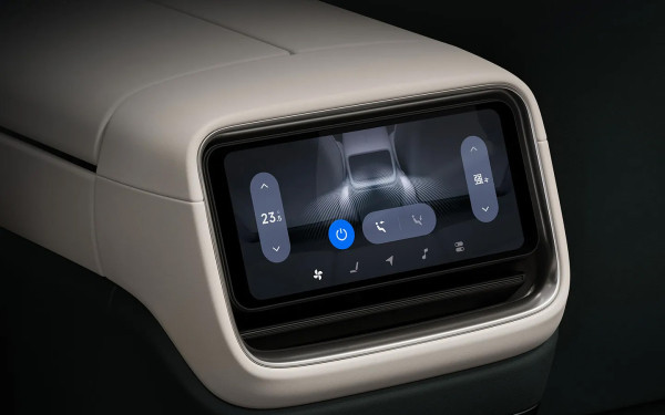 
            15 любопытных новинок на российском рынке в 2025 году. Не только из Китая
        