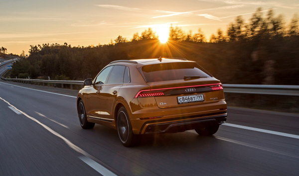 Мечтаем о&nbsp;дизеле за&nbsp;рулём кроссовера Audi&nbsp;Q8&nbsp;55 TFSI