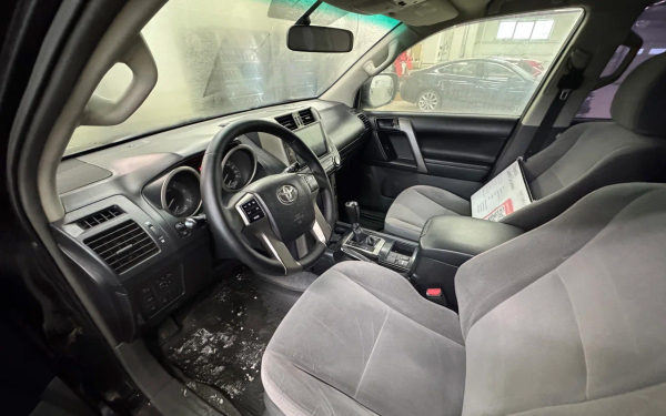 И бит, и крашен: как мы искали Land Cruiser Prado 150 по низу рынка
И бит, и крашен: как мы искали Land Cruiser Prado 150 по низу рынка