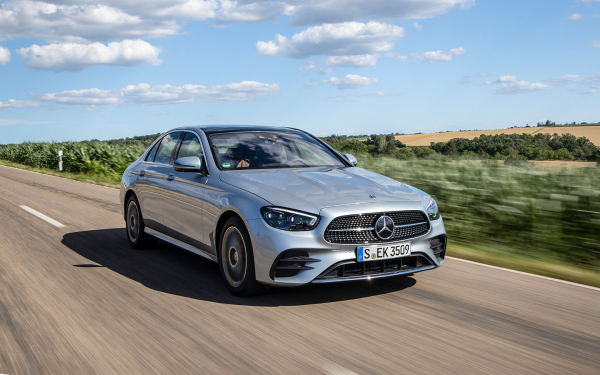 
            Эти модели Mercedes-Benz не попали под новый утильсбор. Топ-5 моделей
        