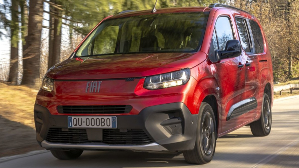Fiat Qubo L : новое имя для пассажирской версии Doblo 